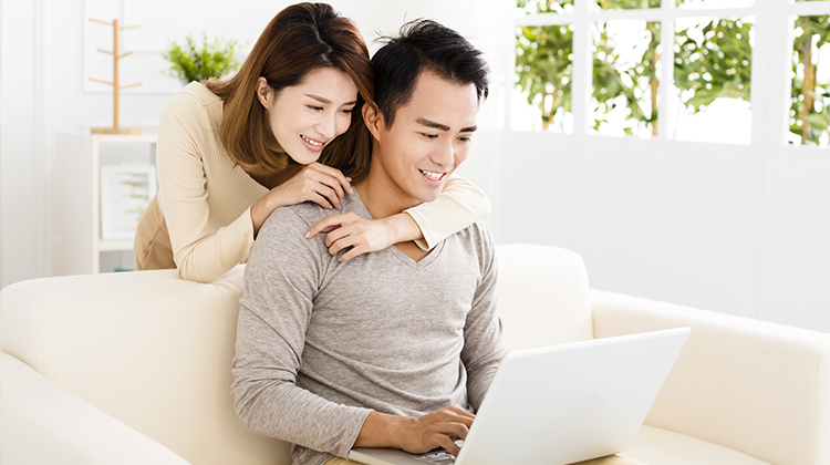 Couple on Laptop